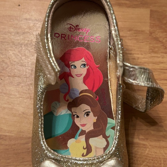 Disney Gold Dress Shoes with Heart Jewels - Picture 5 of 12
